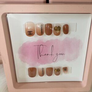 Luxury Brand Faux Press-On or Glue-On Nails Size M